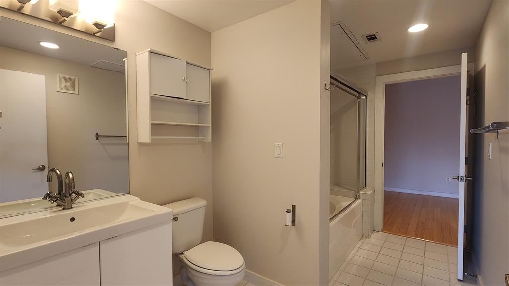 Buzz Condo - Residential Lease