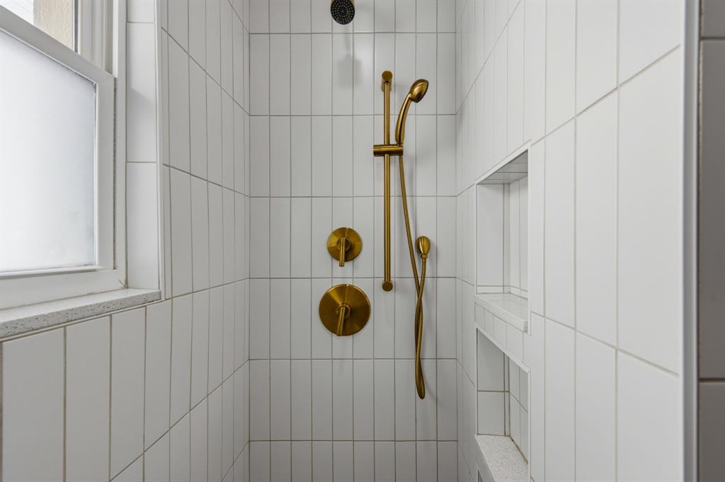 4115 Bowser Condominiums - Residential