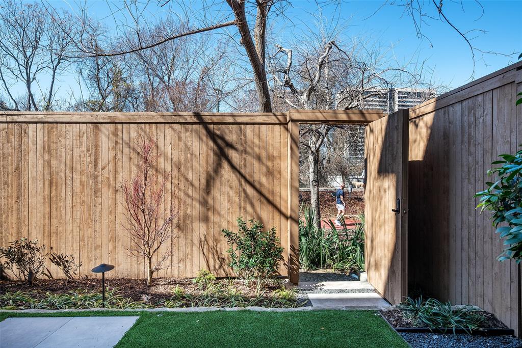 Cascada At Turtle Creek - Residential