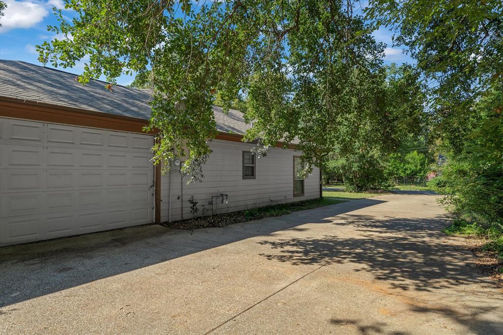 HILLCREST AVENUE ADDN - Residential