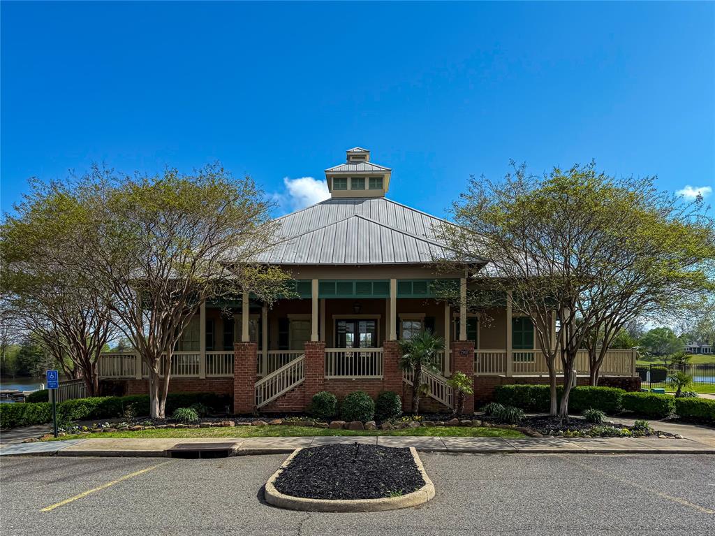 Island Park - Residential