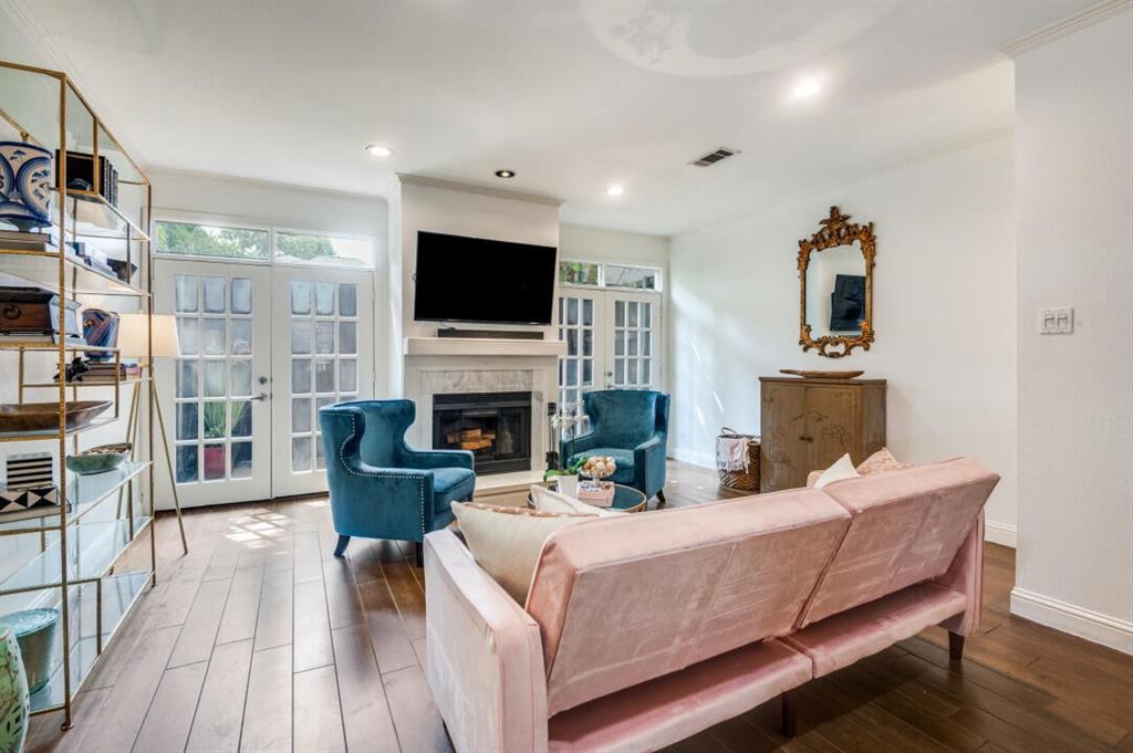 3918 Holland Avenue 110