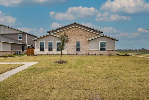 Photo of 747 Wheatfield Drive, Venus, TX 76084 (MLS # 21165425)