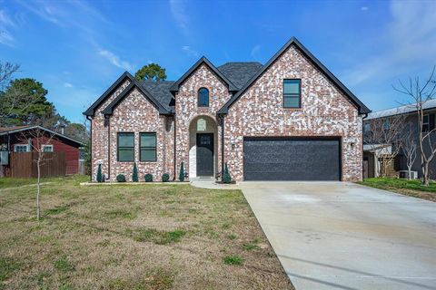 A home in Gun Barrel City