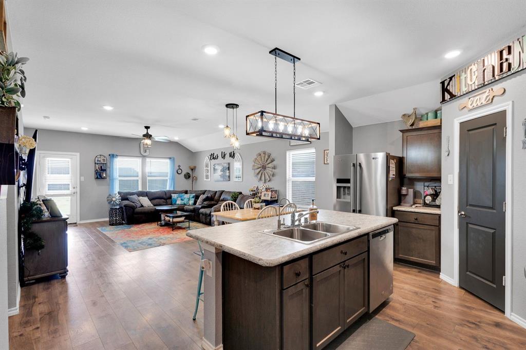 Verandah Ph 3b1 - Residential