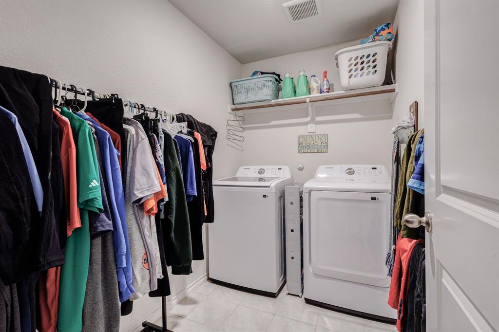 Verandah Ph 3b1 - Residential