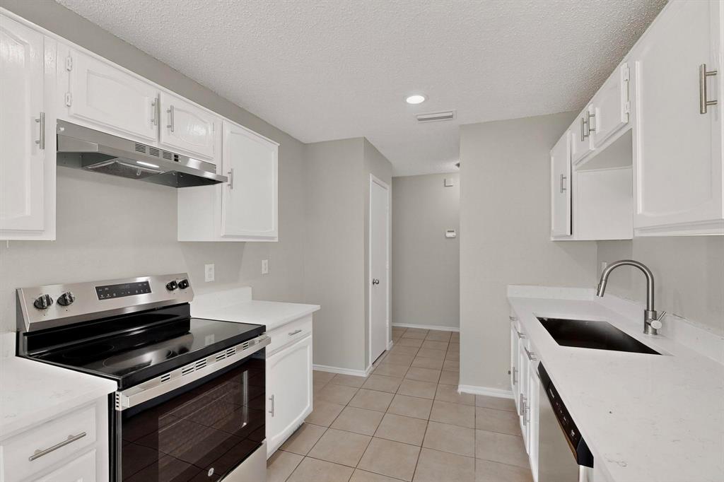 Brook Valley 04 - Residential