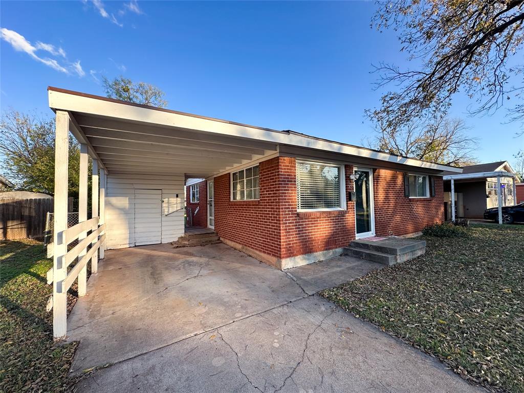 1625 Briarwood Street