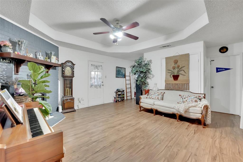 5916 Tinsley Drive