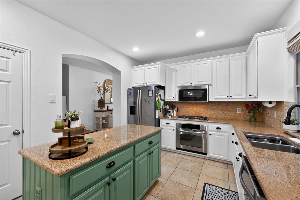 1128 Wilson Drive