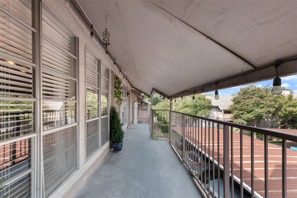 Hollows North Condo - Residential