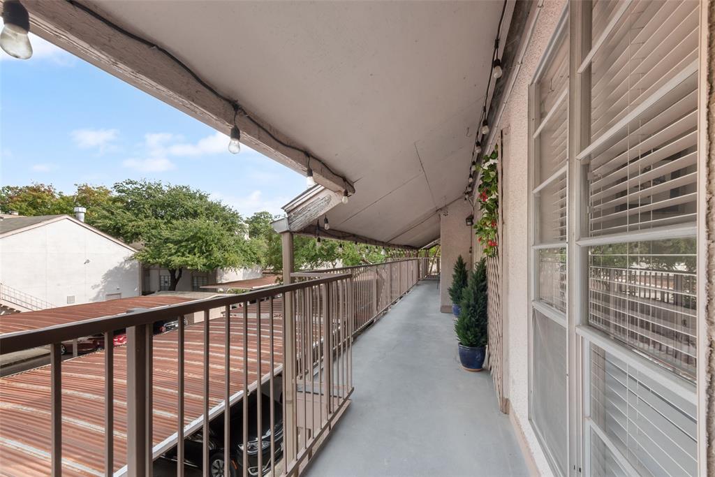 Hollows North Condo - Residential