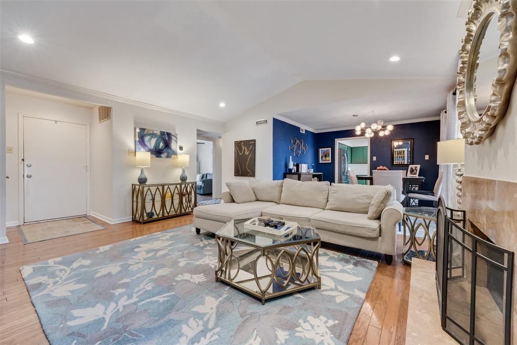 Hollows North Condo - Residential