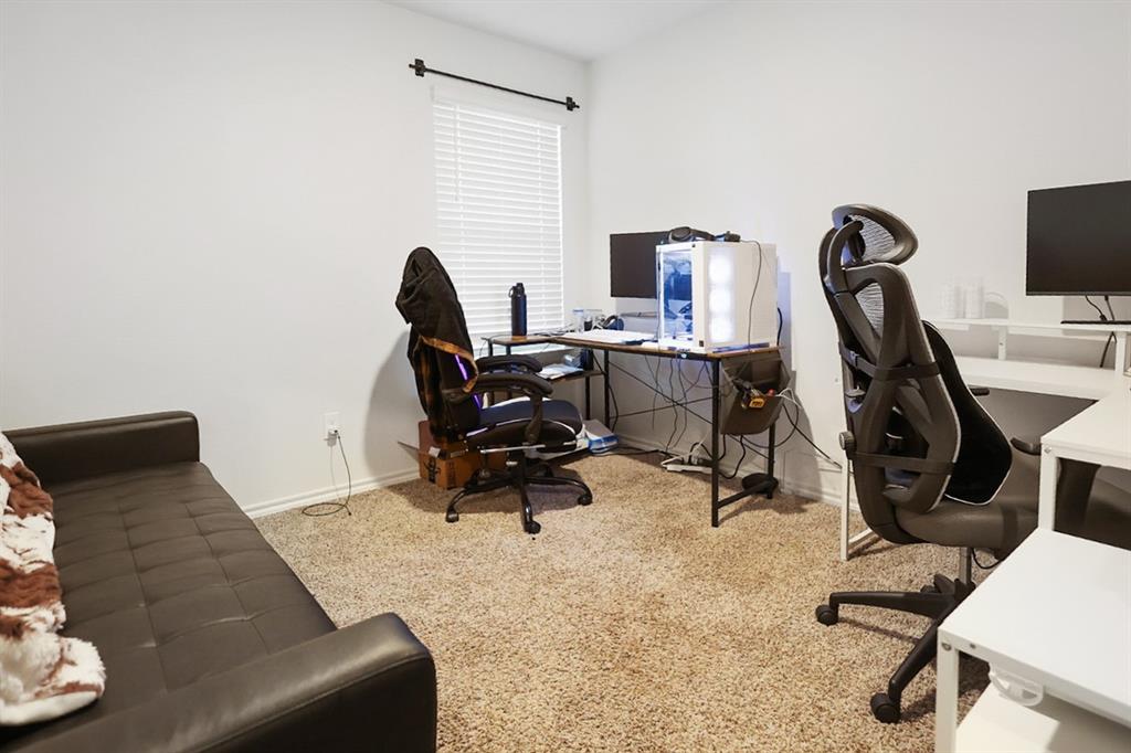 606 Chuck Wagon Drive