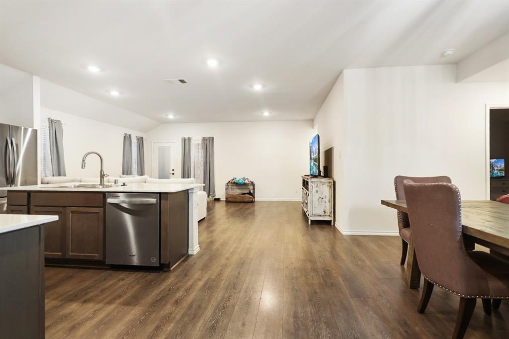 606 Chuck Wagon Drive