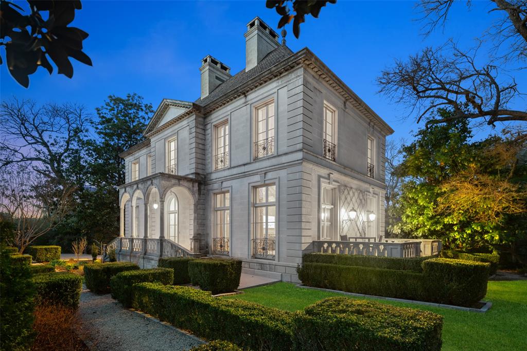 Crespi Estates - Residential