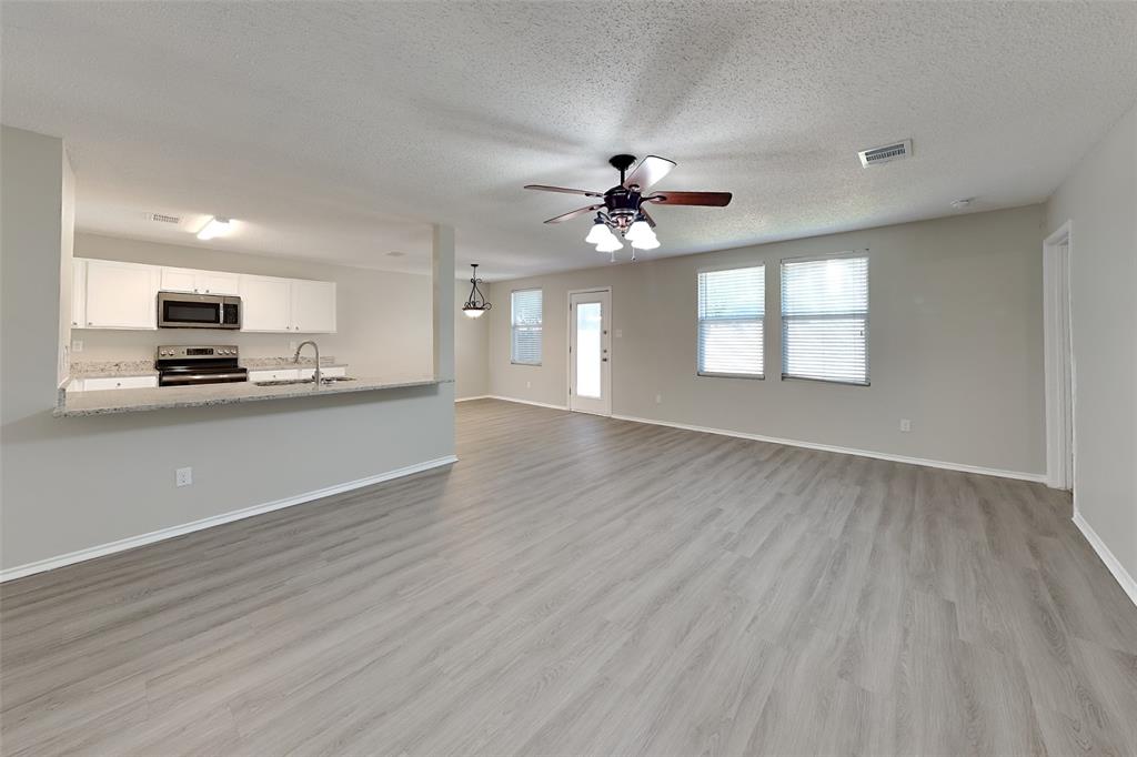 1305 Highcrest Drive