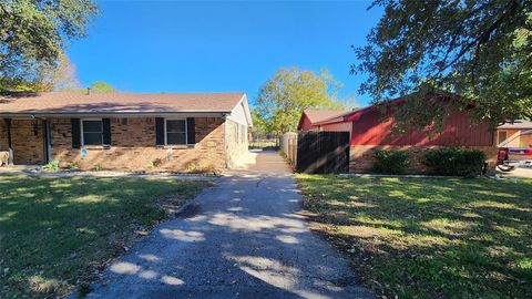 A home in Terrell