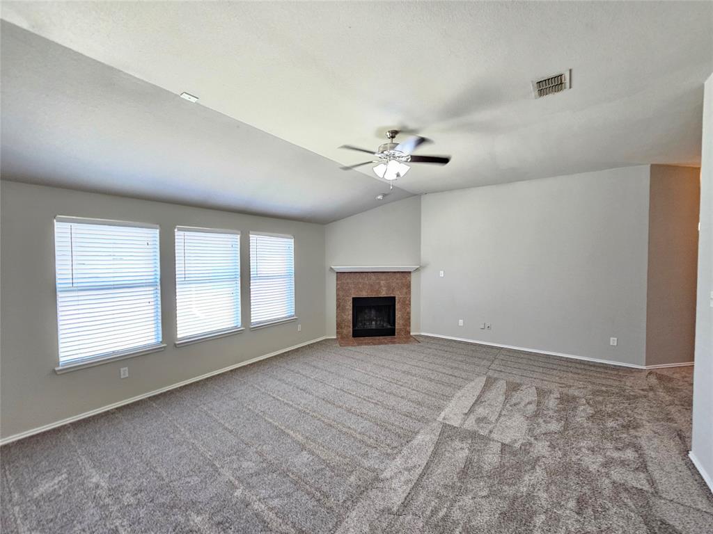 Mira Lagos F 1a - Residential Lease