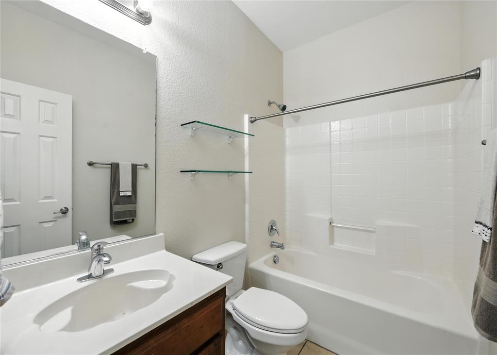 Denton, Texas 76226, United States, 3 Bedrooms Bedrooms, ,2 BathroomsBathrooms,Residential,Active,164752