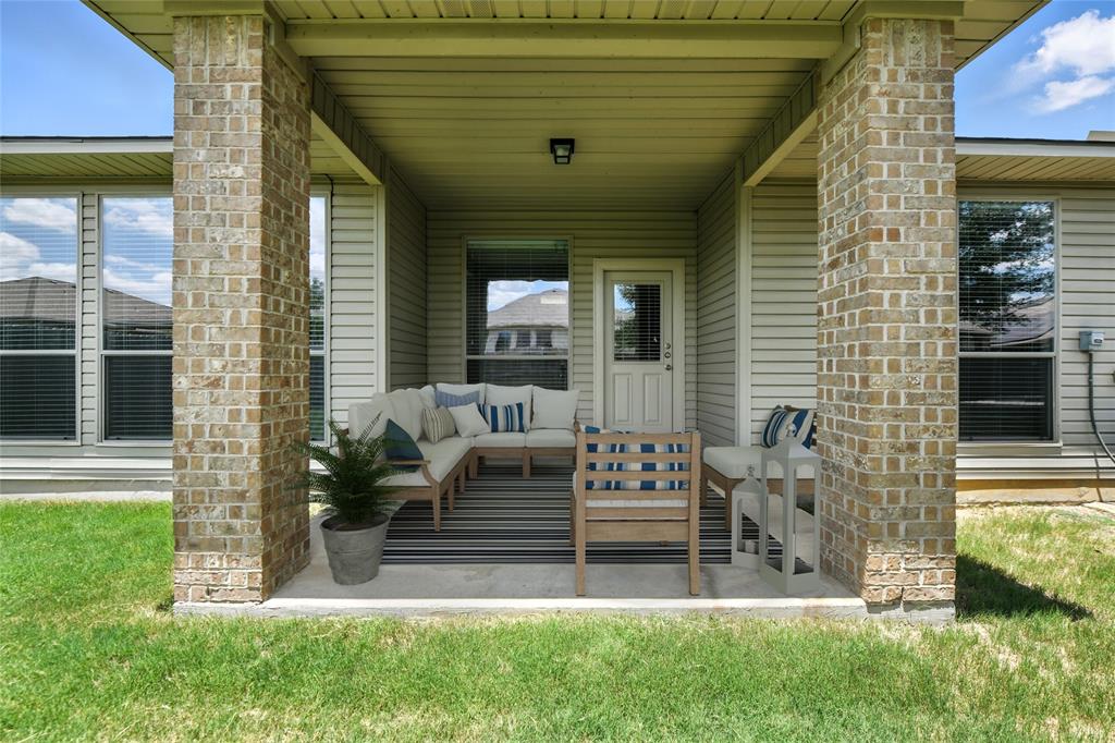 Denton, Texas 76226, United States, 3 Bedrooms Bedrooms, ,2 BathroomsBathrooms,Residential,Active,164752