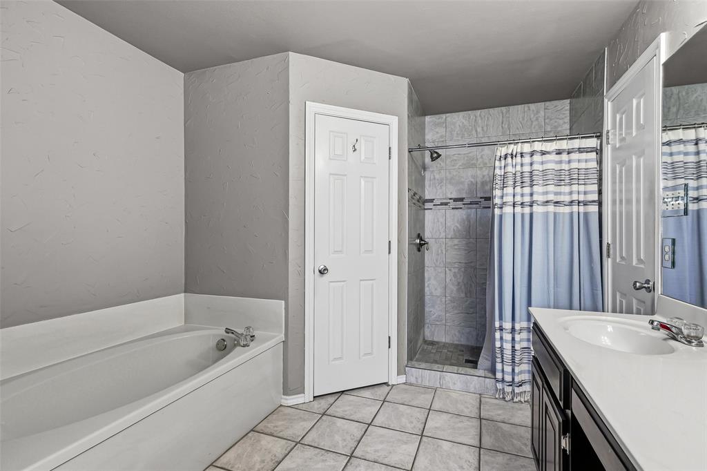 Golden Heights - Residential