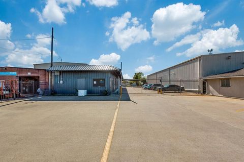 10820 C F Hawn Freeway Dallas TX 75217