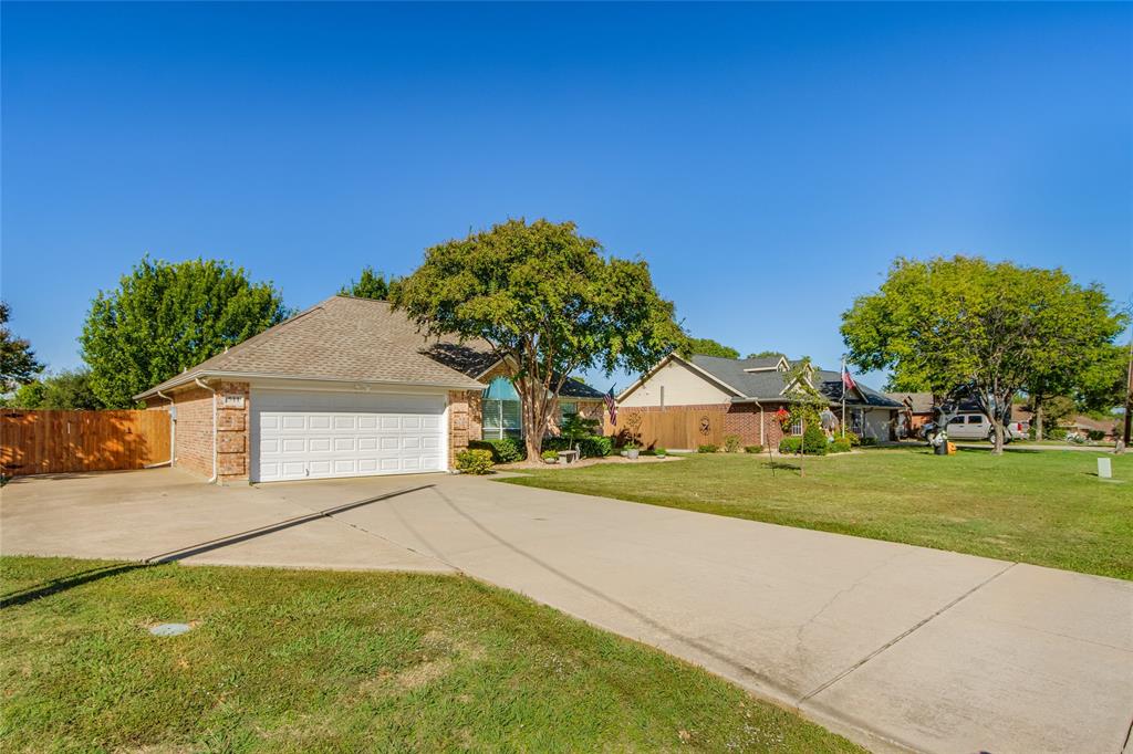 511 Oak Crest Street