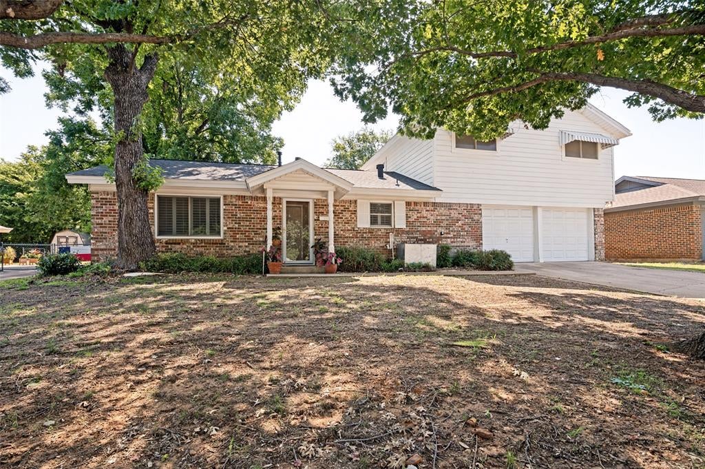 511 Simmons Drive