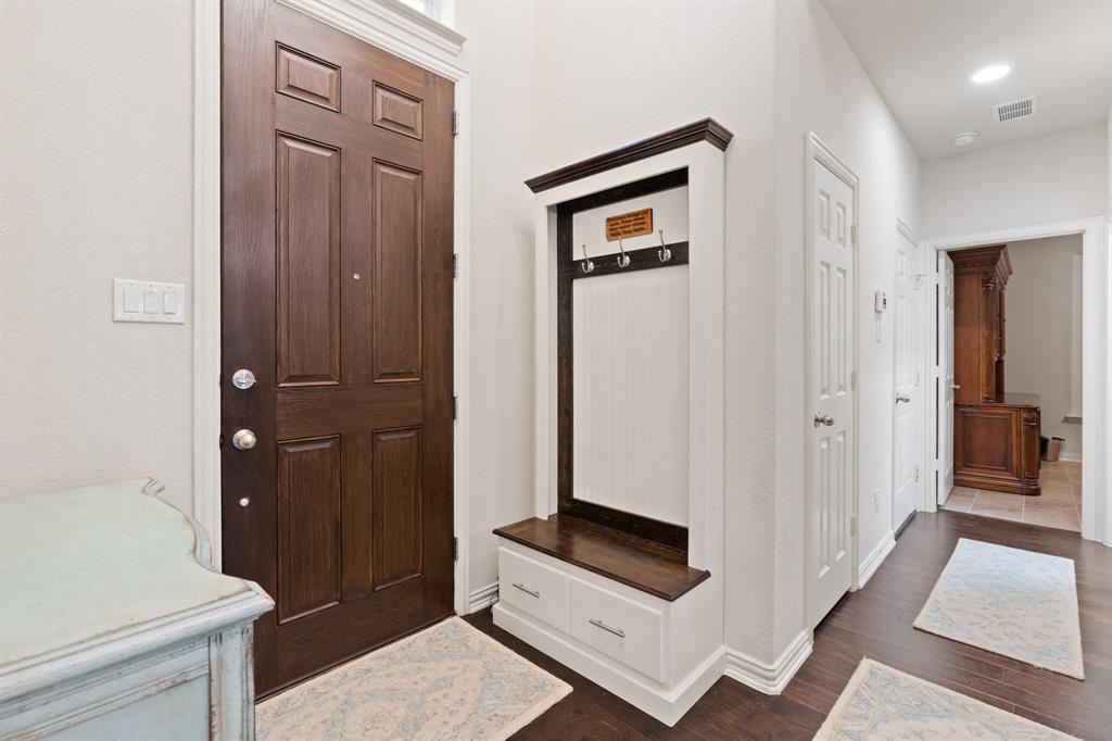 1612 Scarlet Crown Drive