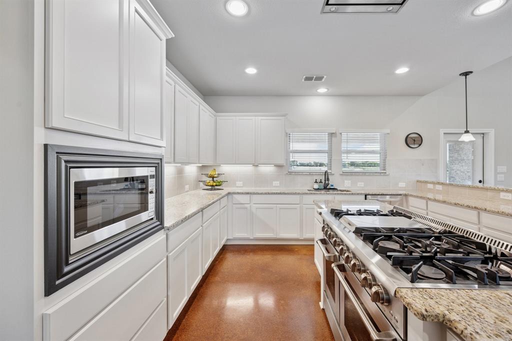 G-1202 TROUTZ CHRISTOPHER A-G1202 - Residential