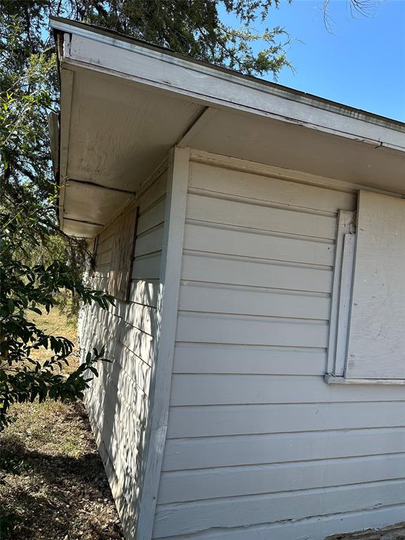 2435 Iroquois Street