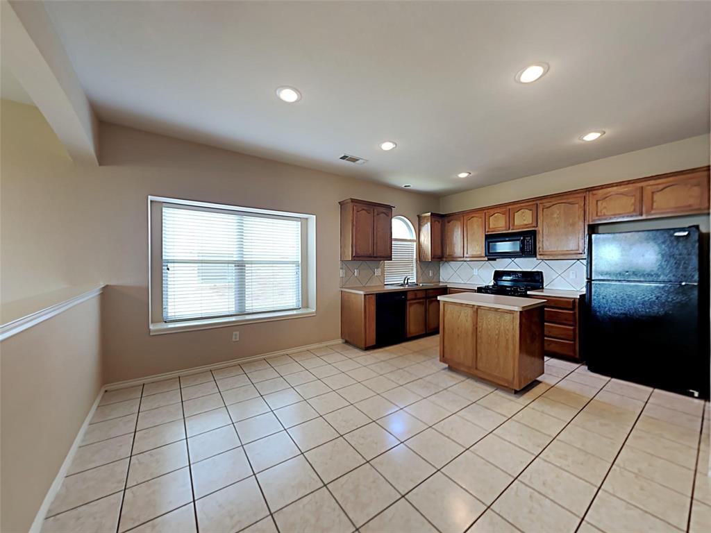 Summer Creek Ranch Add - Residential Lease