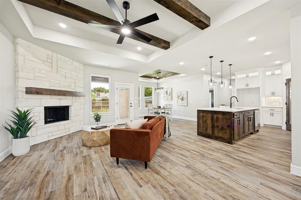 310 Cottonwood