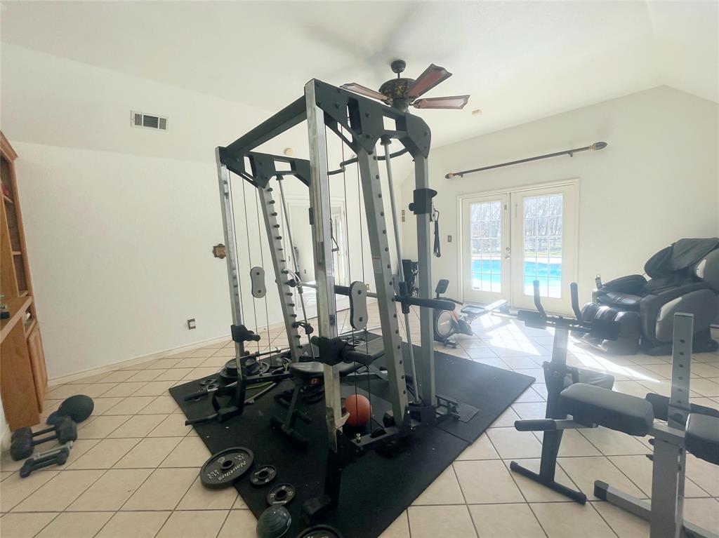 R1125 - HOLLY RIDGE ESTATES - Residential