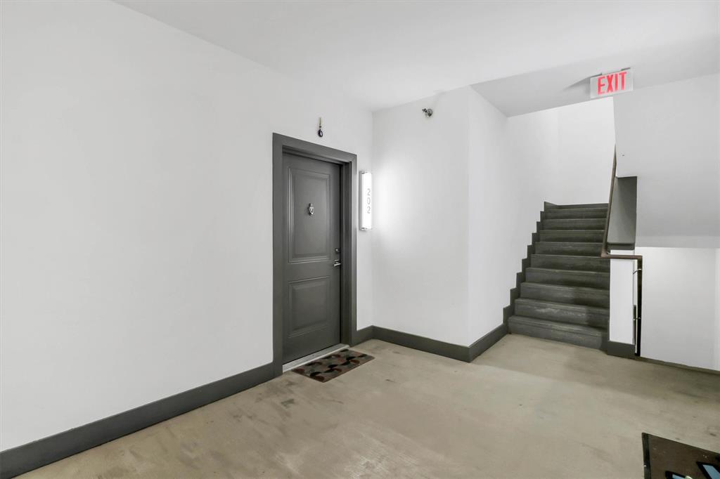 GREENWOOD FLATS CONDOMINIUMS - Residential