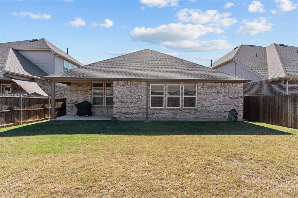 1048 Pinnacle Breeze Drive