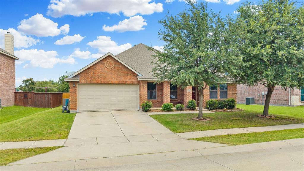 5640 Lincolnwood Drive