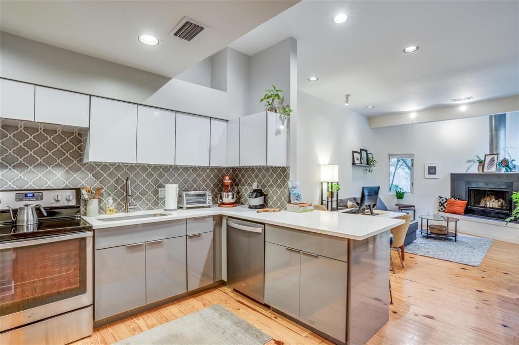 Buena Vista Street Condo - Residential Lease