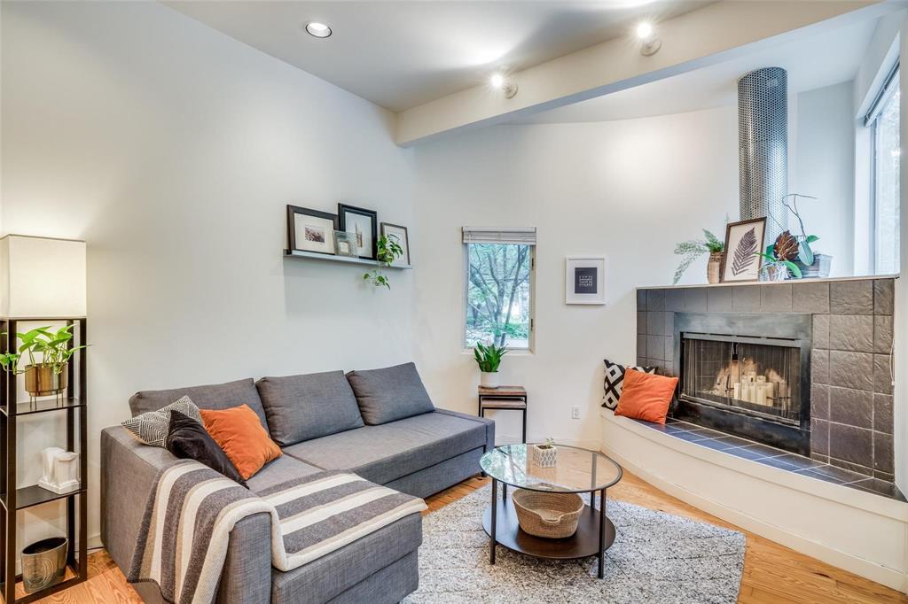 Buena Vista Street Condo - Residential Lease