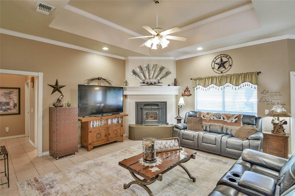 9611 Ravenswood Road