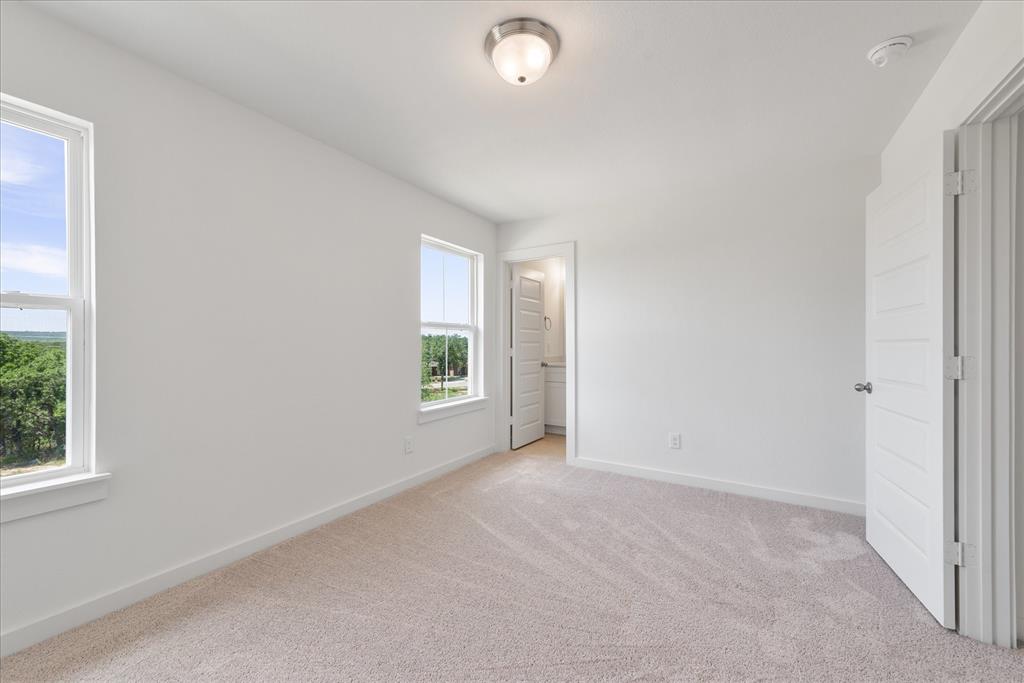 Runaway Bay - Residential Lease