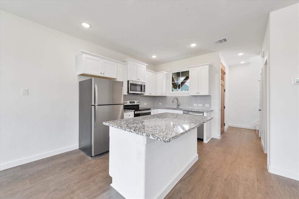 Runaway Bay - Residential Lease