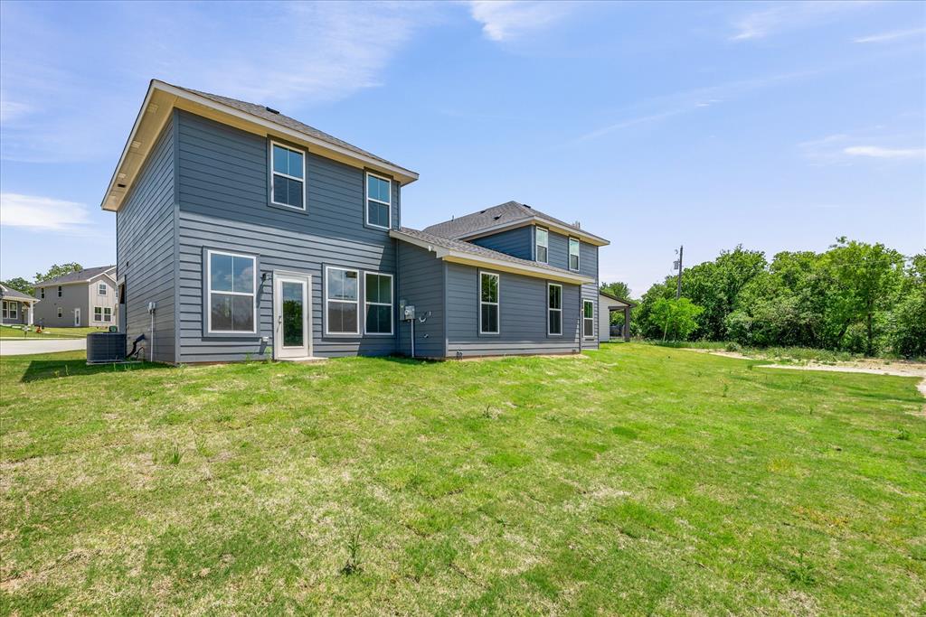 Runaway Bay - Residential Lease