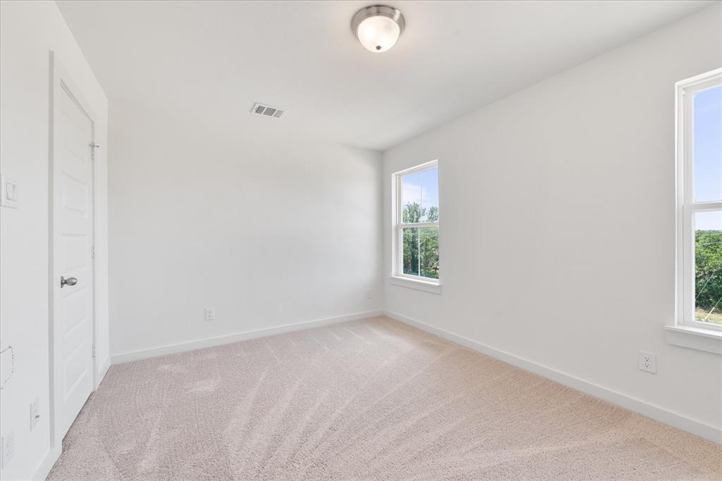 Runaway Bay - Residential Lease