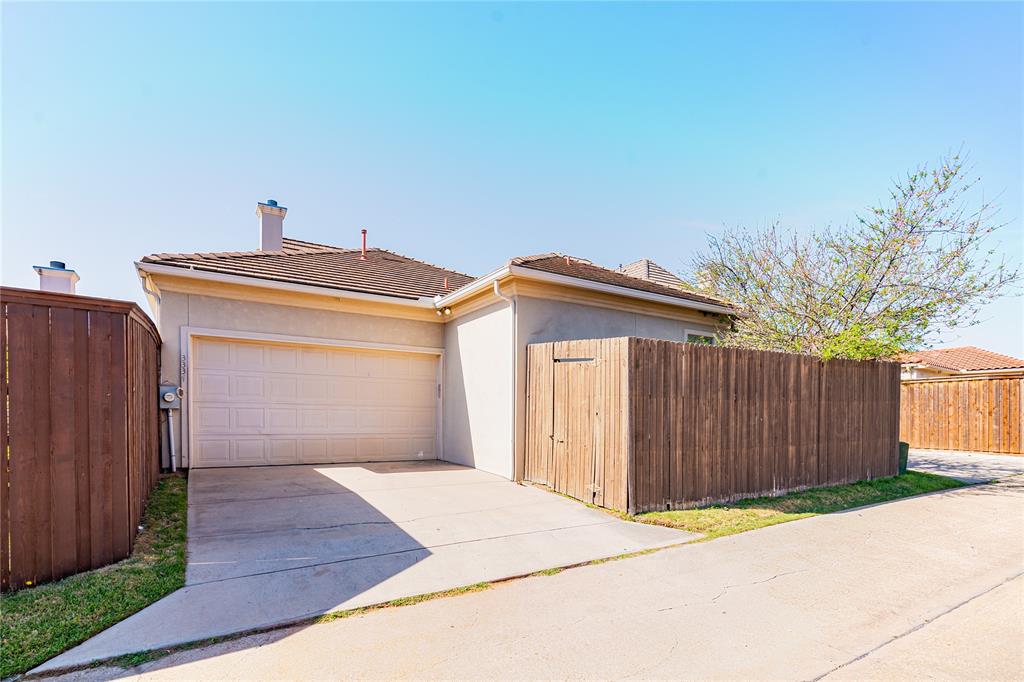3334 University Park Lane