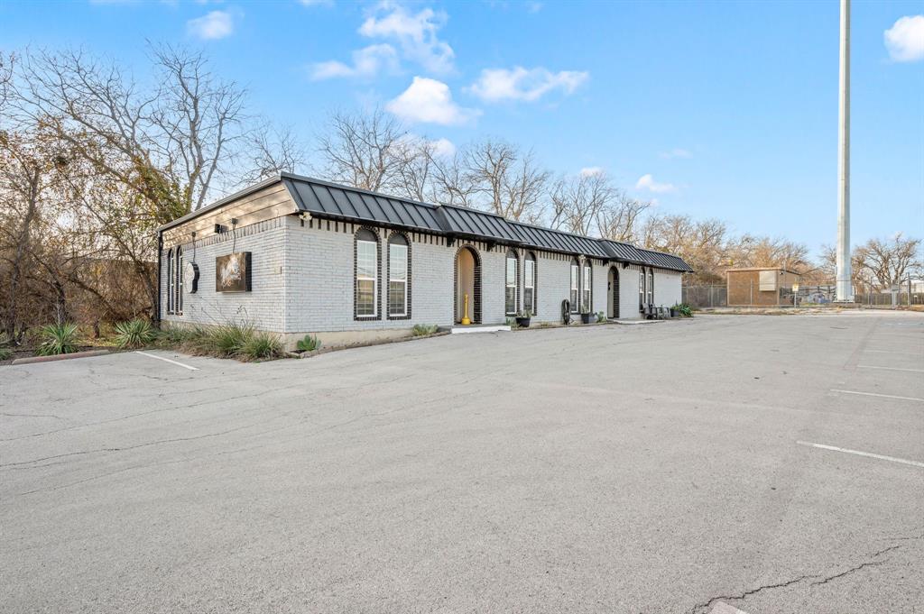 Richland Hills, Texas 76118, United States, ,Residential,Active,8303