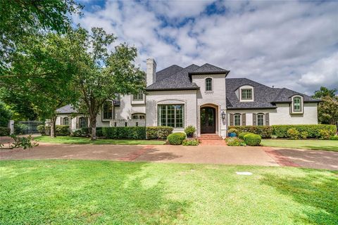 Tiny photo for 4731 N Lindhurst Avenue, Dallas, TX 75229 (MLS # 21054217)