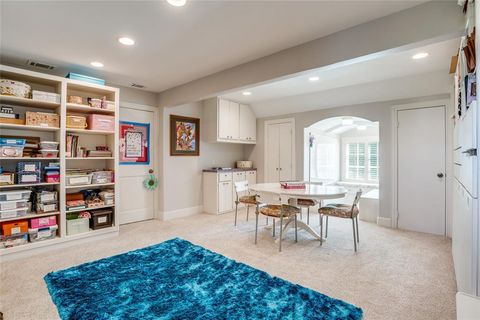 Tiny photo for 4731 N Lindhurst Avenue, Dallas, TX 75229 (MLS # 21054217)