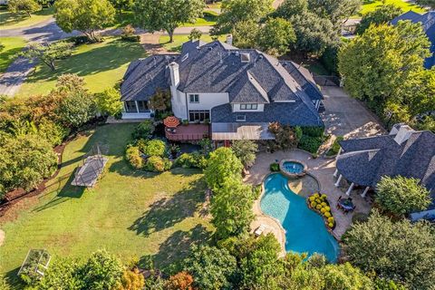 4731 N Lindhurst Avenue Dallas TX 75229